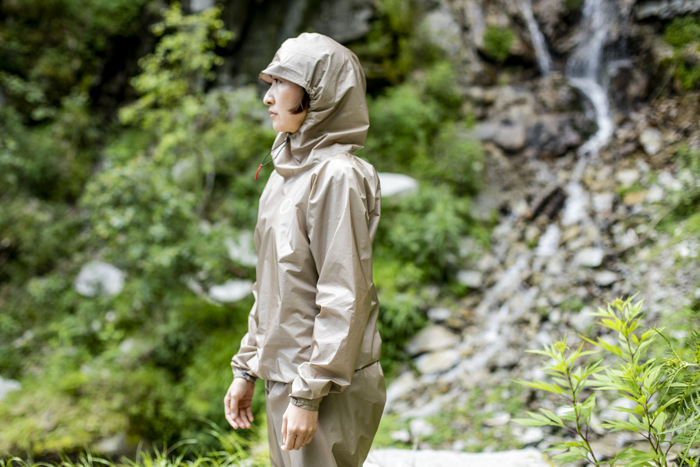 山と道 UL Rain Hoody PU Sosuiウルトラライトレインフーディ 山と道】雨に歌えば | Circles／名古屋の自転車屋サークルズ