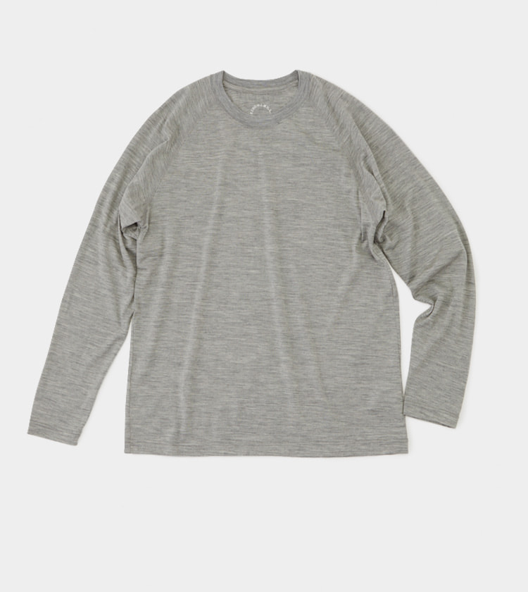 100% Merino Light Long Sleeve C | 山と道 U.L. HIKE & BACKPACKING