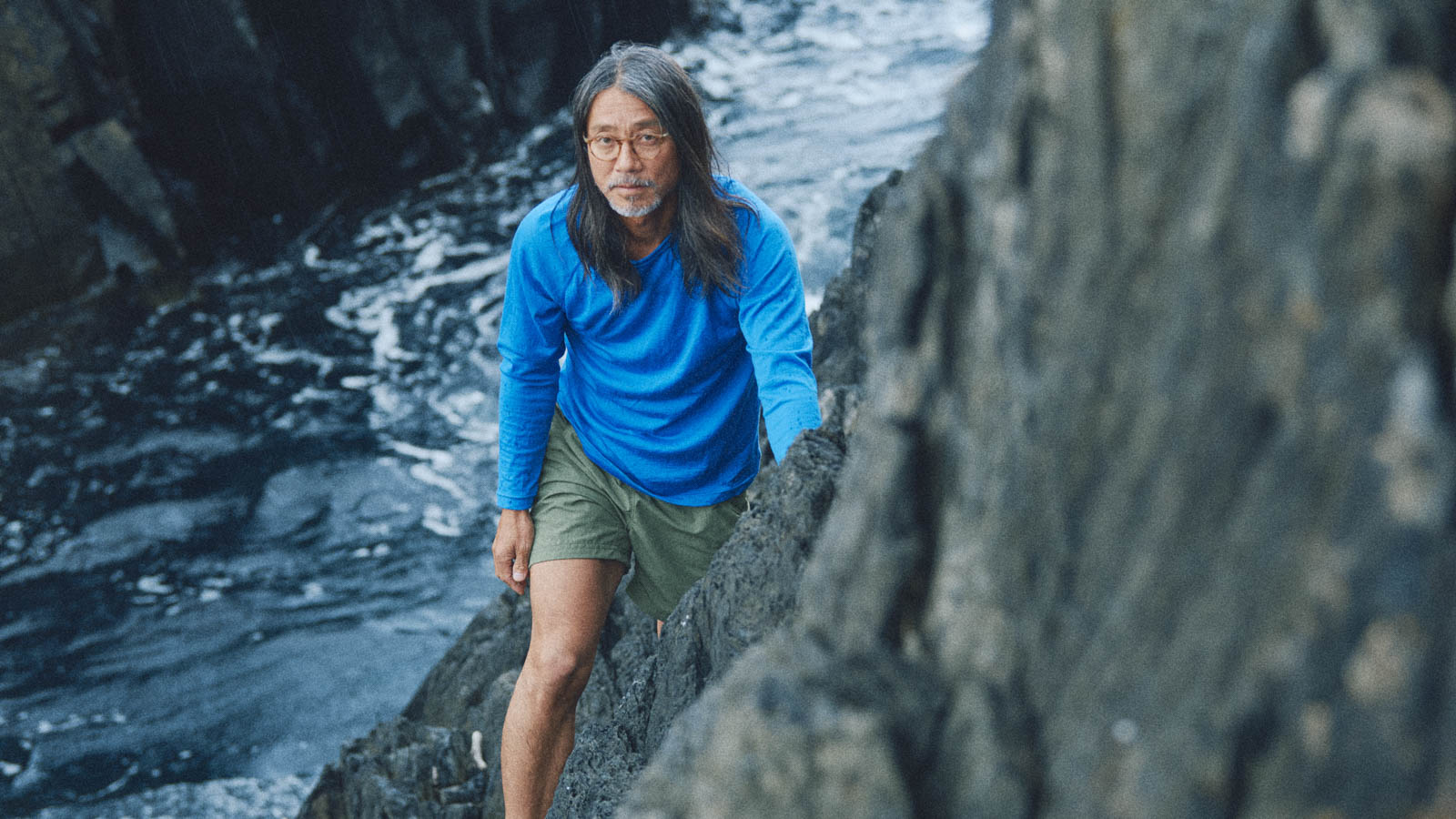 100% Merino Light Long Sleeve C | 山と道 U.L. HIKE & BACKPACKING