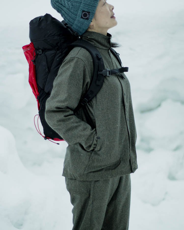 Merino Coach Jacket | 山と道 U.L. HIKE & BACKPACKING